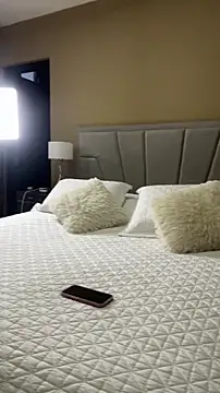 jumpingmodels online show from November 2025 09:37:01 PM