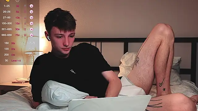 Snapshot of Calvin_Polanski chatting on October 2025 05:11:02 AM Calvin Polanski online show from October 2025 05:11:02 AM