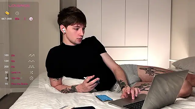 Calvin Polanski online show from February 2026 05:29:01 AM