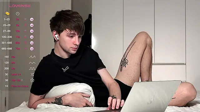 Calvin Polanski online show from February 2026 06:54:01 PM