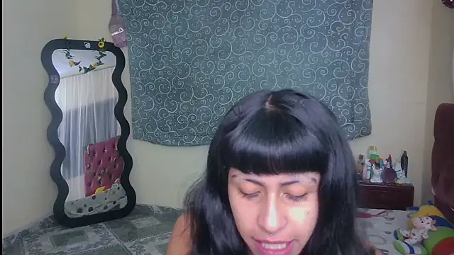 boysLittle online show from May 2026 12:18:02 AM