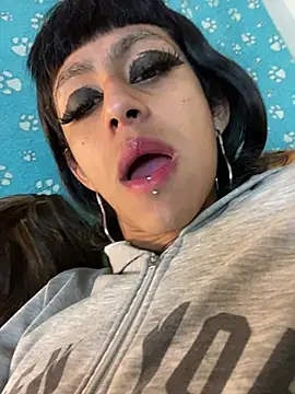 boysLittle online show from January 2026 04:52:01 AM