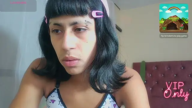 boysLittle online show from April 2026 09:21:01 PM