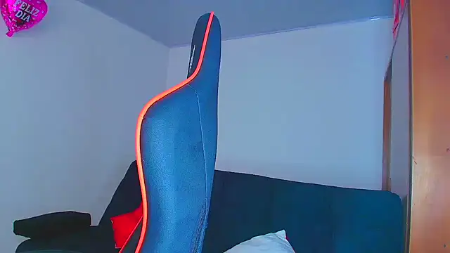 Rousse violett online show from October 2025 08:42:02 PM