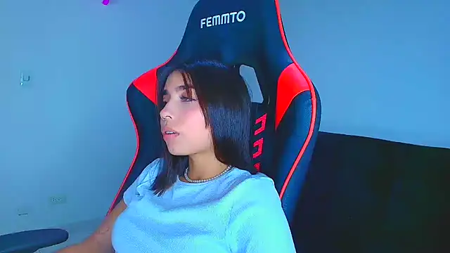 Rousse violett online show from September 2025 10:31:02 PM