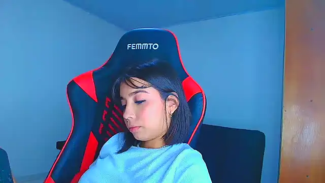 Rousse violett online show from November 2025 12:04:02 AM