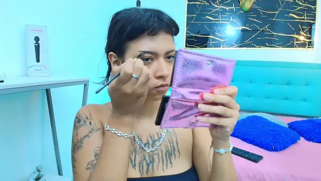 gabriela cortez online show from September 2025 12:33:01 PM