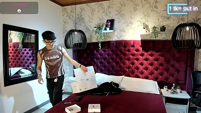 tim  fox online show from October 2025 12:04:02 PM