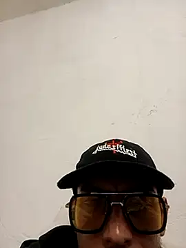 Snapshot of tony-camargo chatting on January 2025 07:14:02 AM tony-camargo online show from January 2025 07:14:02 AM