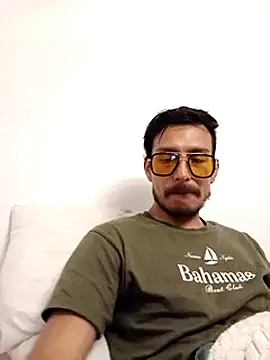 Snapshot of tony-camargo chatting on January 2025 12:43:02 AM tony-camargo online show from January 2025 12:43:02 AM