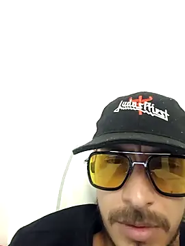 Snapshot of tony-camargo chatting on January 2025 04:41:01 PM tony-camargo online show from January 2025 04:41:01 PM