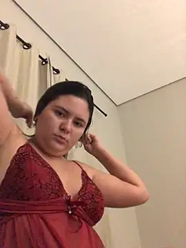 Snapshot of julinha2311 chatting on March 2025 11:46:01 PM julinha2311 online show from March 2025 11:46:01 PM