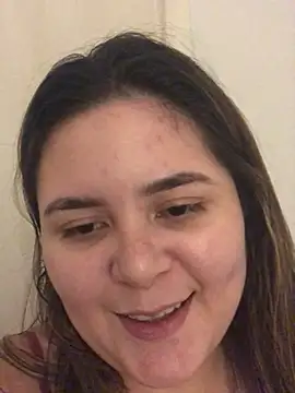 Snapshot of julinha2311 chatting on January 2025 05:08:02 AM julinha2311 online show from January 2025 05:08:02 AM