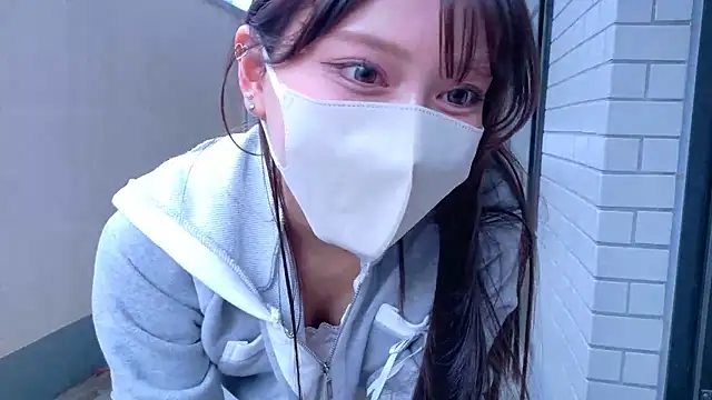 Snapshot of riken_jp chatting on October 2025 12:45:01 AM riken jp online show from October 2025 12:45:01 AM