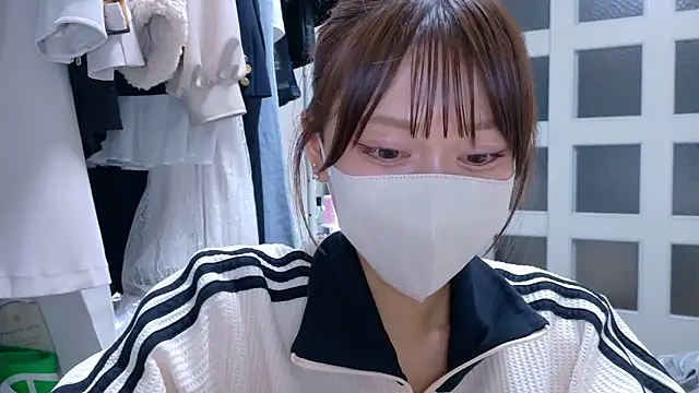 Snapshot of riken_jp chatting on October 2025 03:02:01 PM riken jp online show from October 2025 03:02:01 PM