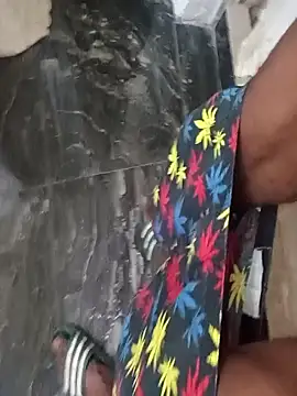 mario0212 online show from November 2025 02:11:01 PM