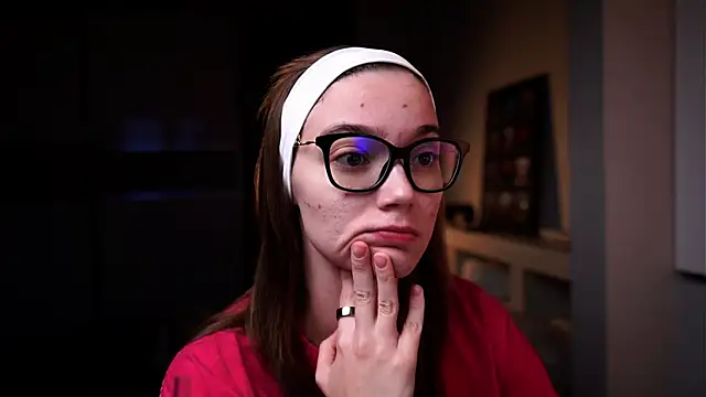 ileanacampbe online show from December 2025 04:40:01 AM