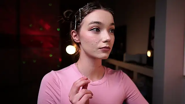 ileanacampbe online show from November 2025 05:00:02 AM