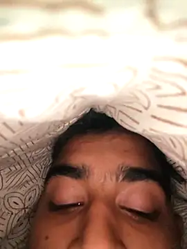 13lusty online show from October 2025 04:50:01 PM