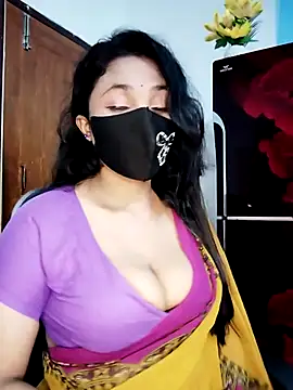 Anika-1 online show from September 2025 06:15:01 PM