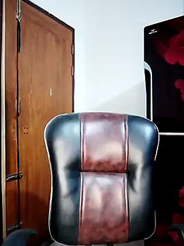 Anika-1 online show from October 2025 09:07:01 AM