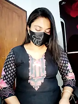 Anika-1 online show from April 2026 06:03:02 PM