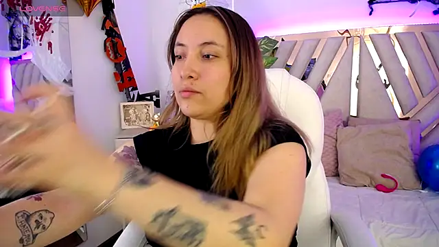 NyxAndria 1 online show from October 2025 11:57:02 PM