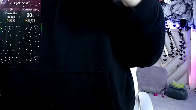 NyxAndria 1 online show from November 2025 09:30:02 PM