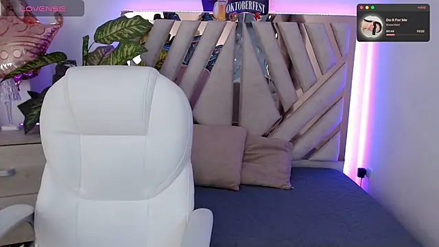 NyxAndria 1 online show from September 2025 09:10:01 PM