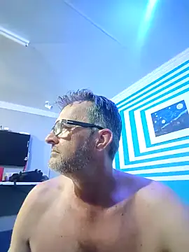 itsmeyes69 online show from January 2025 11:02:01 PM