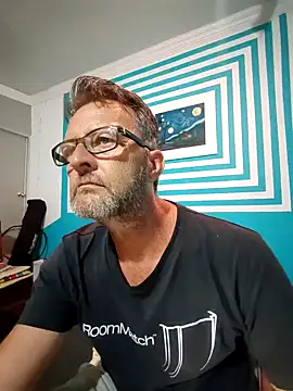 itsmeyes69 online show from February 2025 08:28:01 PM