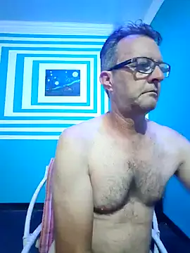 itsmeyes69 online show from January 2025 09:18:02 PM