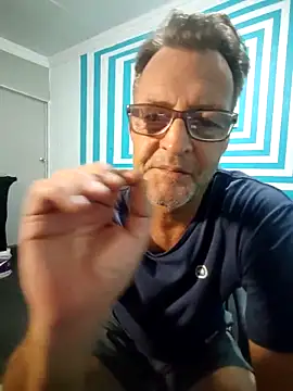 itsmeyes69 online show from March 2025 10:26:01 PM