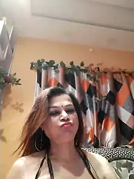 SANA-LEONI online show from March 2026 02:55:01 PM