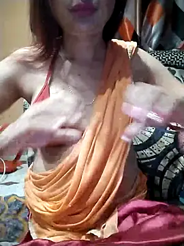 SANA-LEONI online show from December 2025 01:54:02 PM