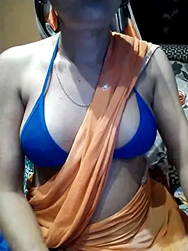 Snapshot of SANA-LEONI chatting on March 2025 06:51:01 PM SANA-LEONI online show from March 2025 06:51:01 PM
