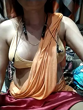 SANA-LEONI online show from December 2025 03:03:02 PM