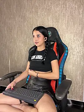 Snapshot of StefanyRousse chatting on November 2025 12:09:01 PM StefanyRousse online show from November 2025 12:09:01 PM