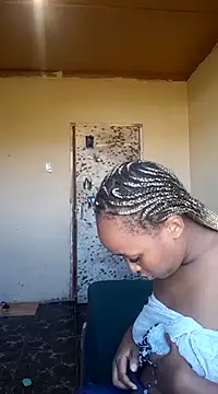 Snapshot of daddysgirly20 chatting on March 2025 06:05:02 AM daddysgirly20 online show from March 2025 06:05:02 AM