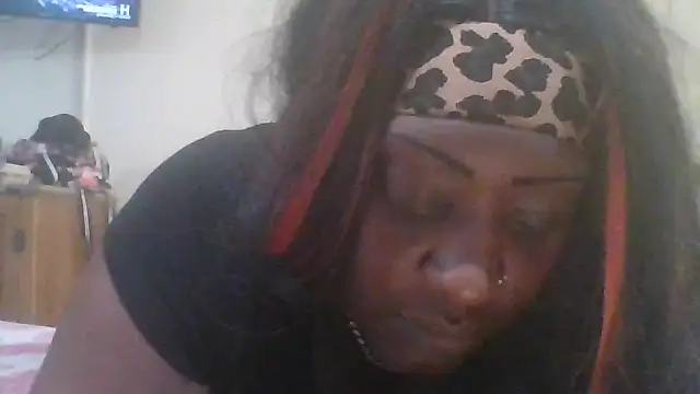 ExoticChocolit online show from November 2025 12:58:02 AM