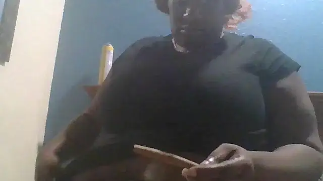 ExoticChocolit online show from October 2025 11:38:01 PM