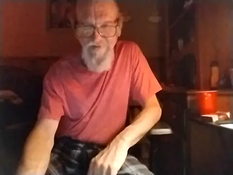 Snapshot of Aldick68 chatting on February 2025 06:06:02 AM Aldick68 online show from February 2025 06:06:02 AM