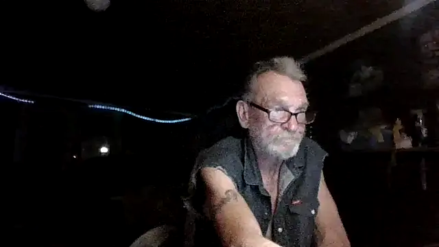 Aldick68 online show from April 2026 07:44:01 AM