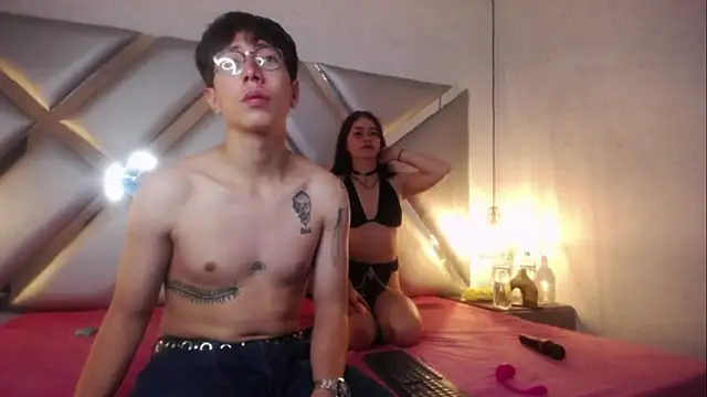 HiddenDesireFx online show from February 2025 01:33:01 PM