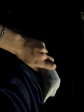 emmarod18 online show from December 2025 08:38:01 AM