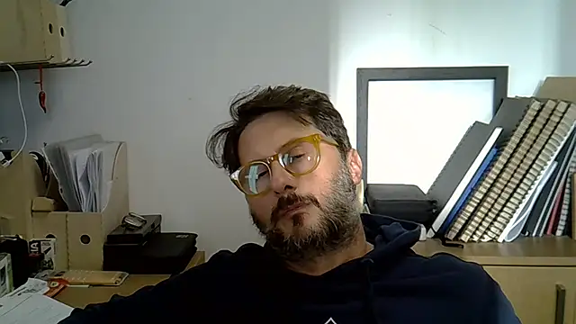 Cellino4 online show from October 2025 03:35:02 PM