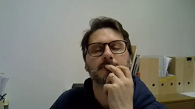 Cellino4 online show from February 2025 05:07:01 PM