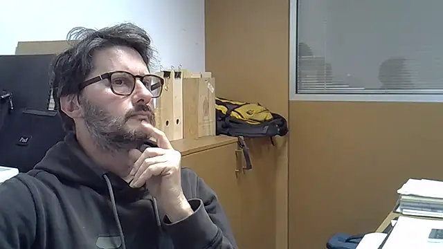 Cellino4 online show from March 2025 05:09:01 PM