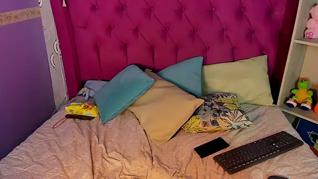 Lil ceyy online show from March 2025 12:04:02 AM