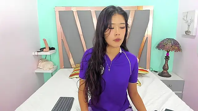 Lil ceyy online show from March 2025 11:32:02 PM